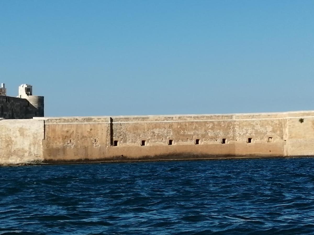 Siracusa,Tra Ortigia E Il Mare Сиракуза Екстериор снимка